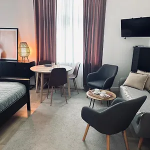  Apartament C 200m Do Plazy